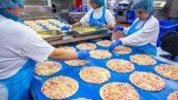 Produkcja pizzy bez znajomości języka oferta pracy w Norwegii od zaraz 2023 Bergen